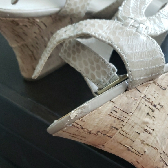 Kelly & Katie Tan Slide Sandals with Wide Strap - Picture 4 of 6